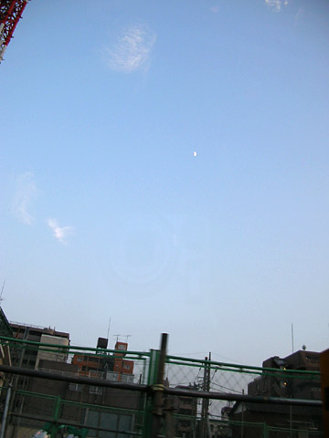 050715_moon.JPG